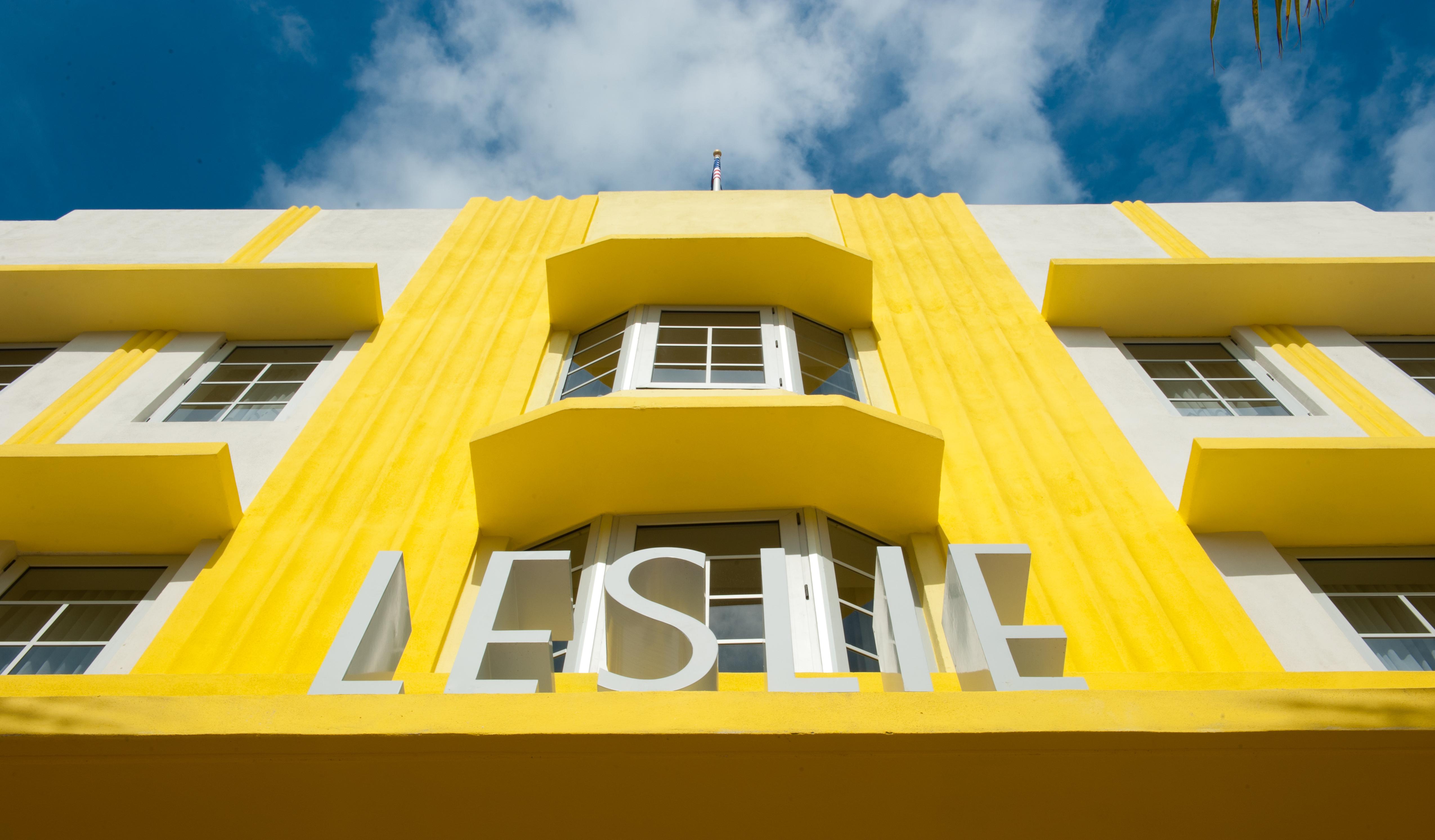 Leslie Ocean Drive Hotel 4*