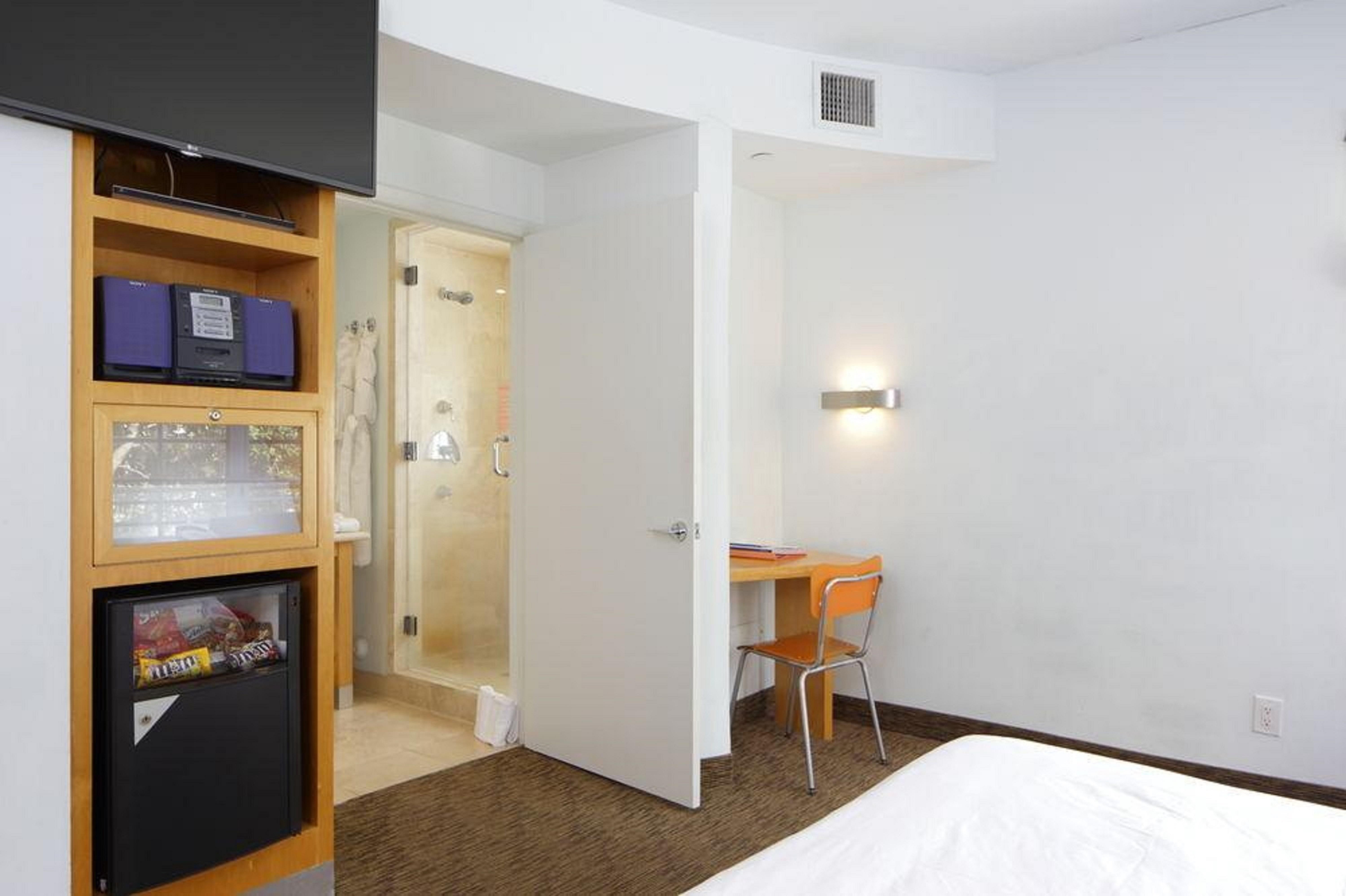 St Augustine Hotel Miami Beach