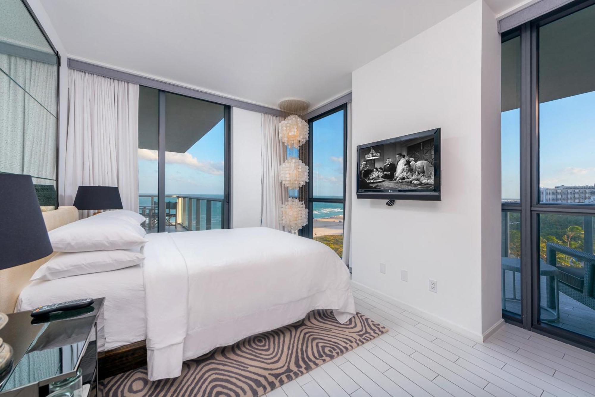 Oceanfront Private At South - 828