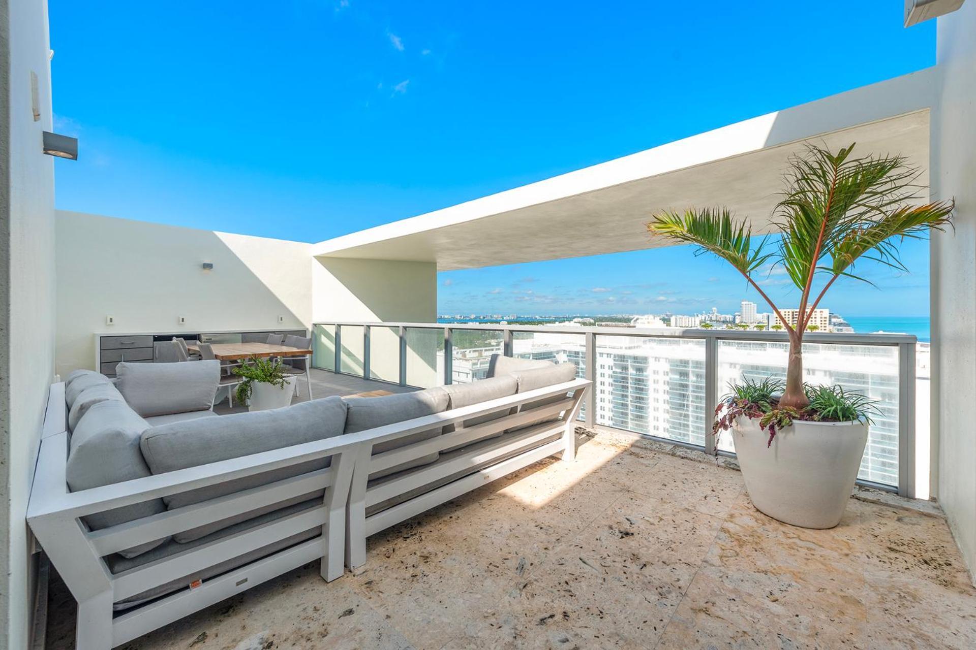 Oceanfront Private Penthouse At South -ph2006 * Miami Beach