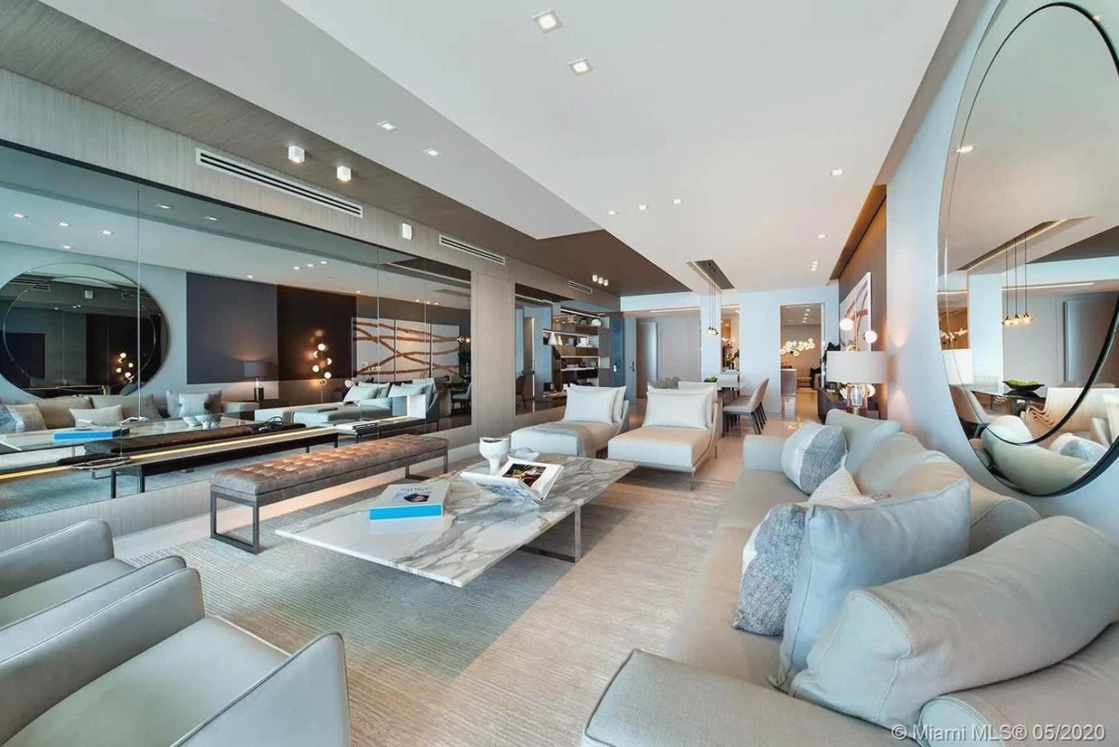 Elegant 4-bdr Oceanfront With Skyline Views Apartment Miami Beach