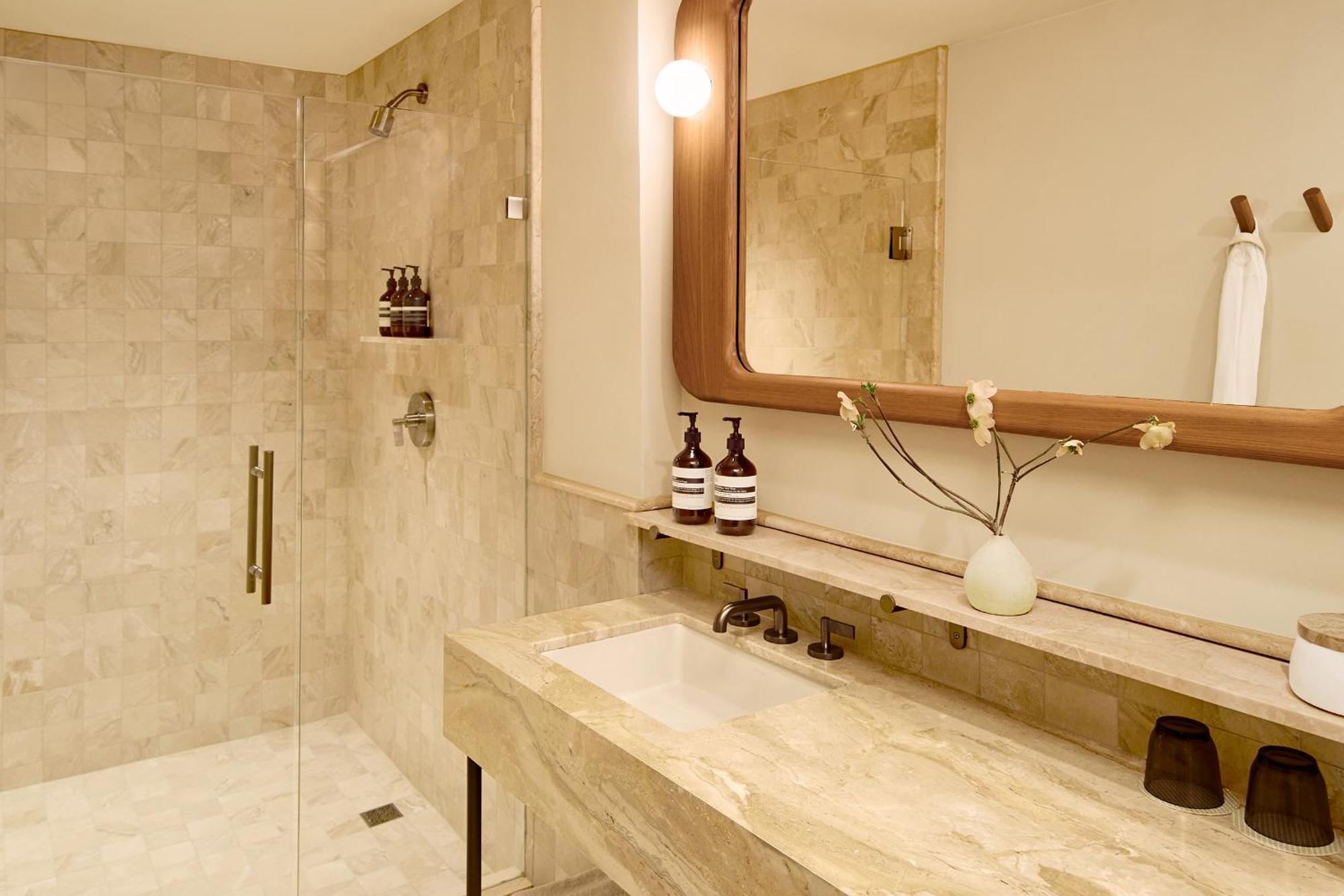 The Shelborne By Proper 5* Miami Beach