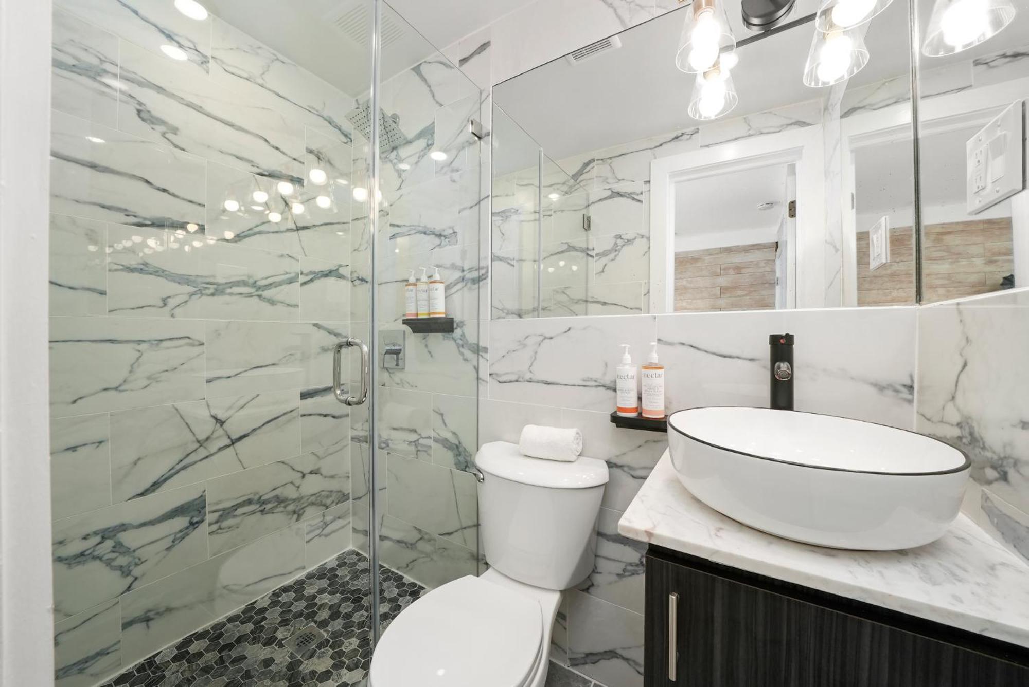 Chesterfield & 3* Miami Beach