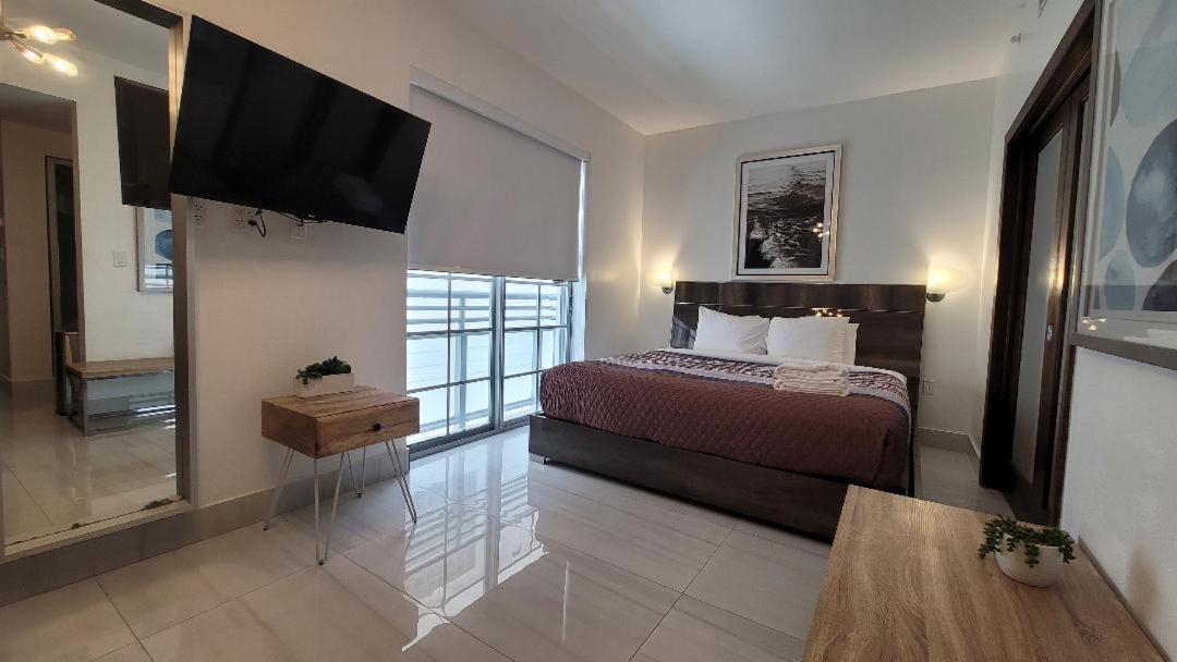 Strand Ocean Drive Suites Aparthotel