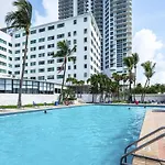 Ocean Front Units At Miami Beach