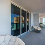 Oceanview Private Condo At 1 Hotel & Homes -1122