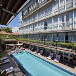 Lennox Miami Beach