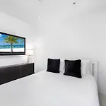 Oceanfront Private Residence At South Beach - 828