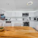 Oceanview Private Condo At 1 Hotel & Homes -1040