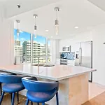 Luxury Condo At Tresor Miami Beach