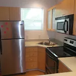 Aldo Apartments