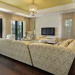 Villa Jeremiah