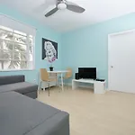 Sea Breeze Apartments