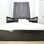 Sea Breeze Apartments