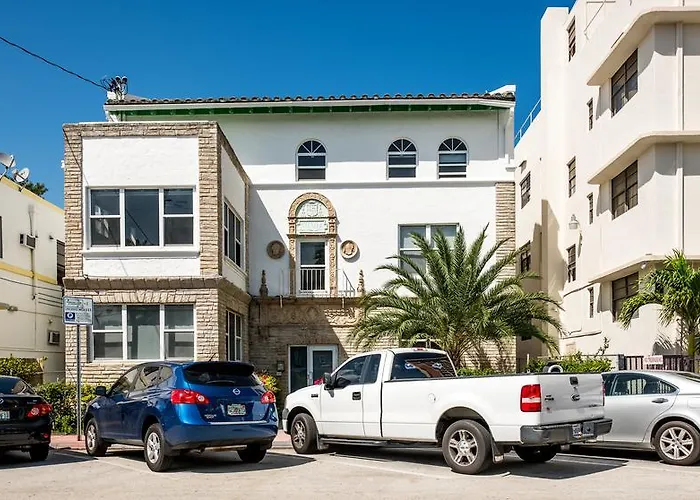 Chic Apartments At Miami Beach