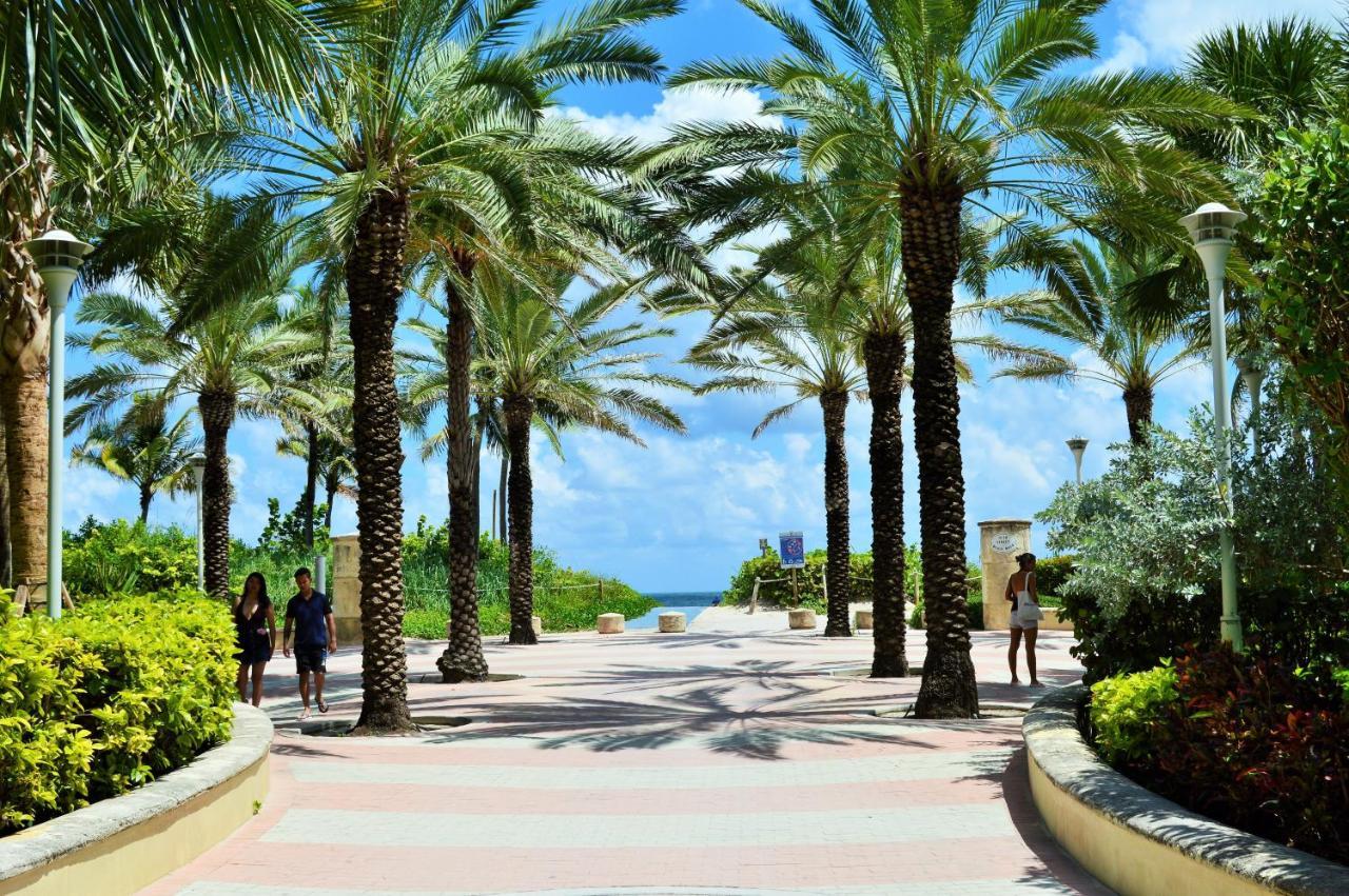 Penthouse De Soleil South - On Ocean Drive Miami Apartment