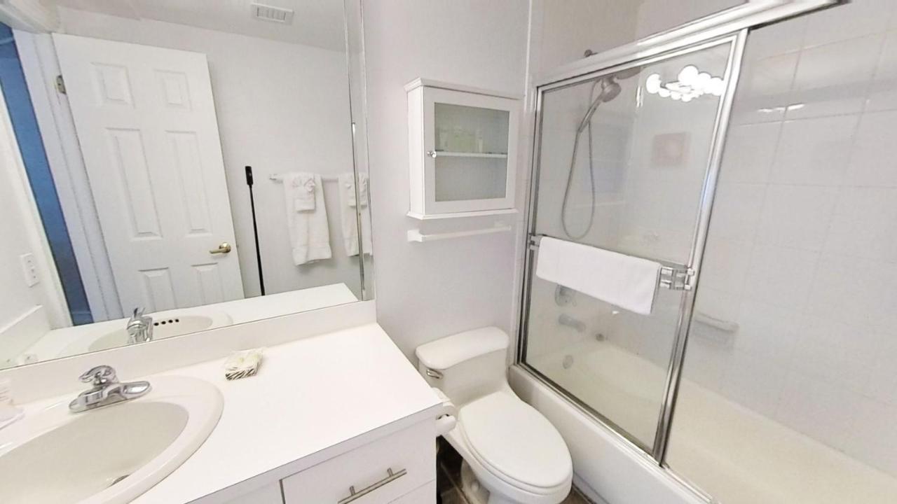Castle M16 Oceanview Loft With Access, Pool, Tennis And Free Parking! Holiday home