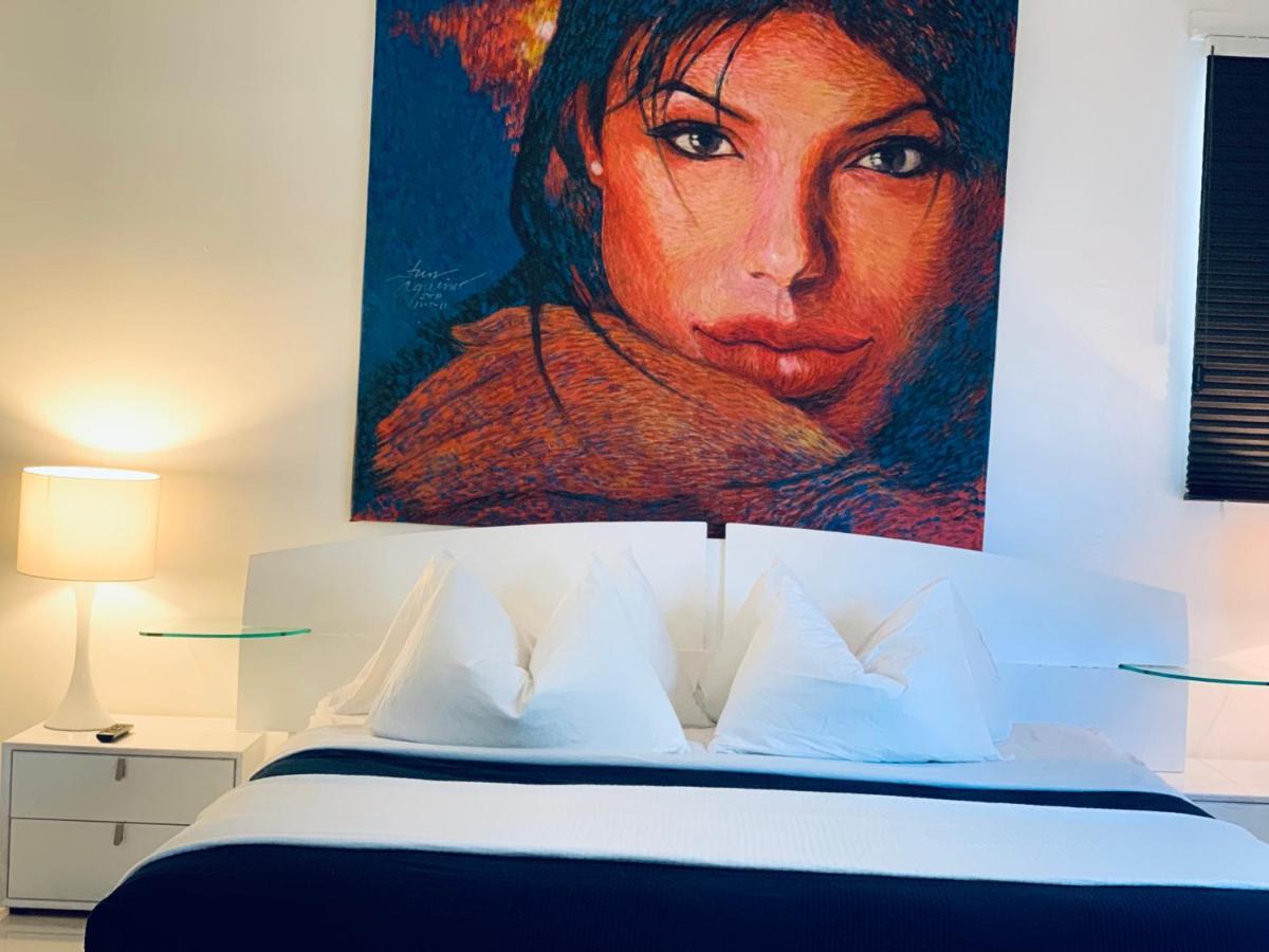 Sunrise Penthouse Ocean View Terrace Few Steps Away Sobe Aparthotel Miami Beach