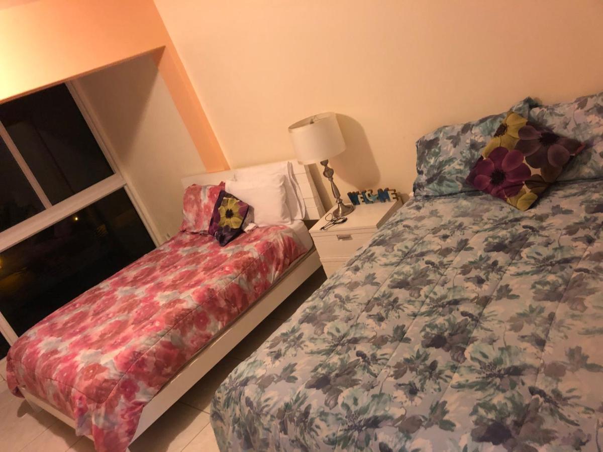Katy, Beachfront Apartamento *
