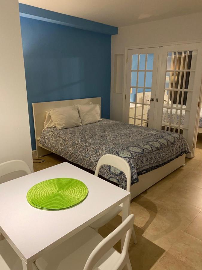 Ocean Front Units Apartamento