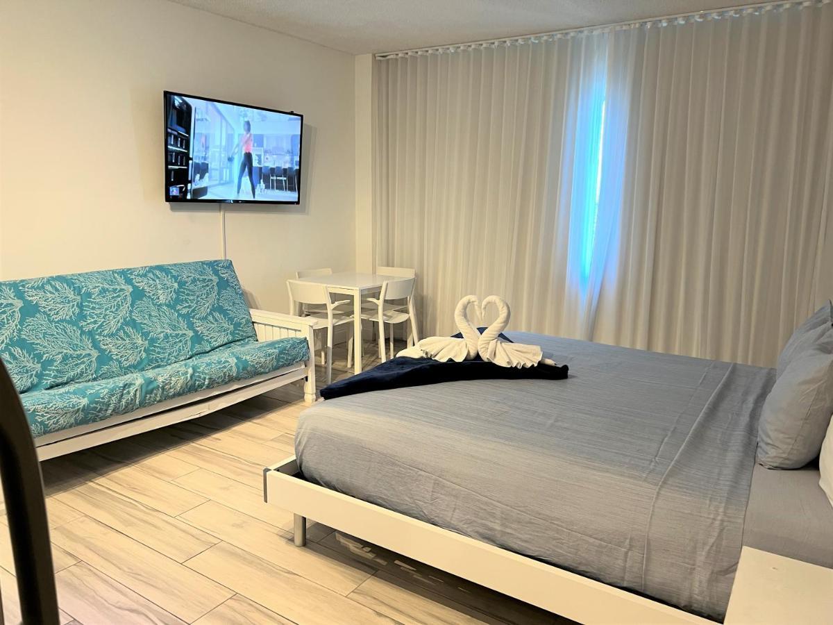 Ocean Front Units At Miami Apartamento