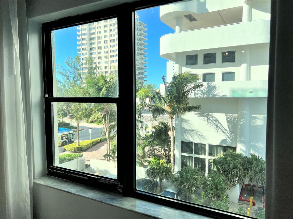 Ocean Front Units At Miami * Miami Beach