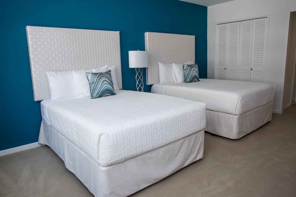 Aparthotel Oceanfront Contemporary