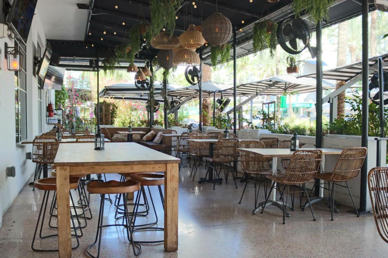The Claremont 4* Miami Beach