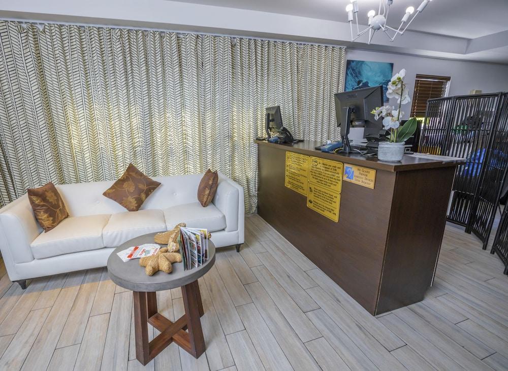 Beachside Hotel 3*