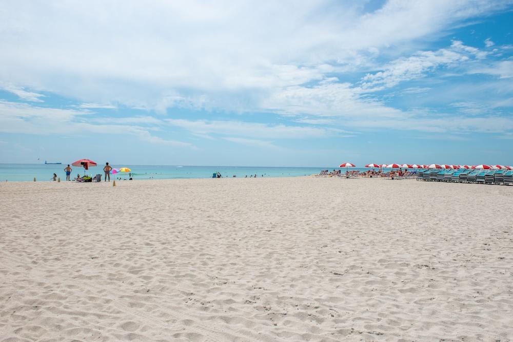 Hotel Beachside Miami Beach