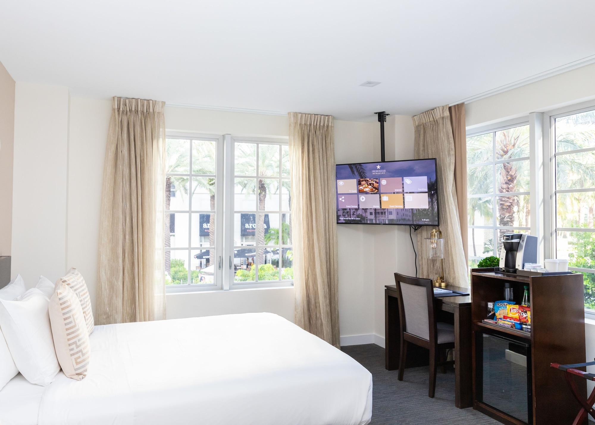 Iberostar Waves Berkeley Shore Hotel 4*