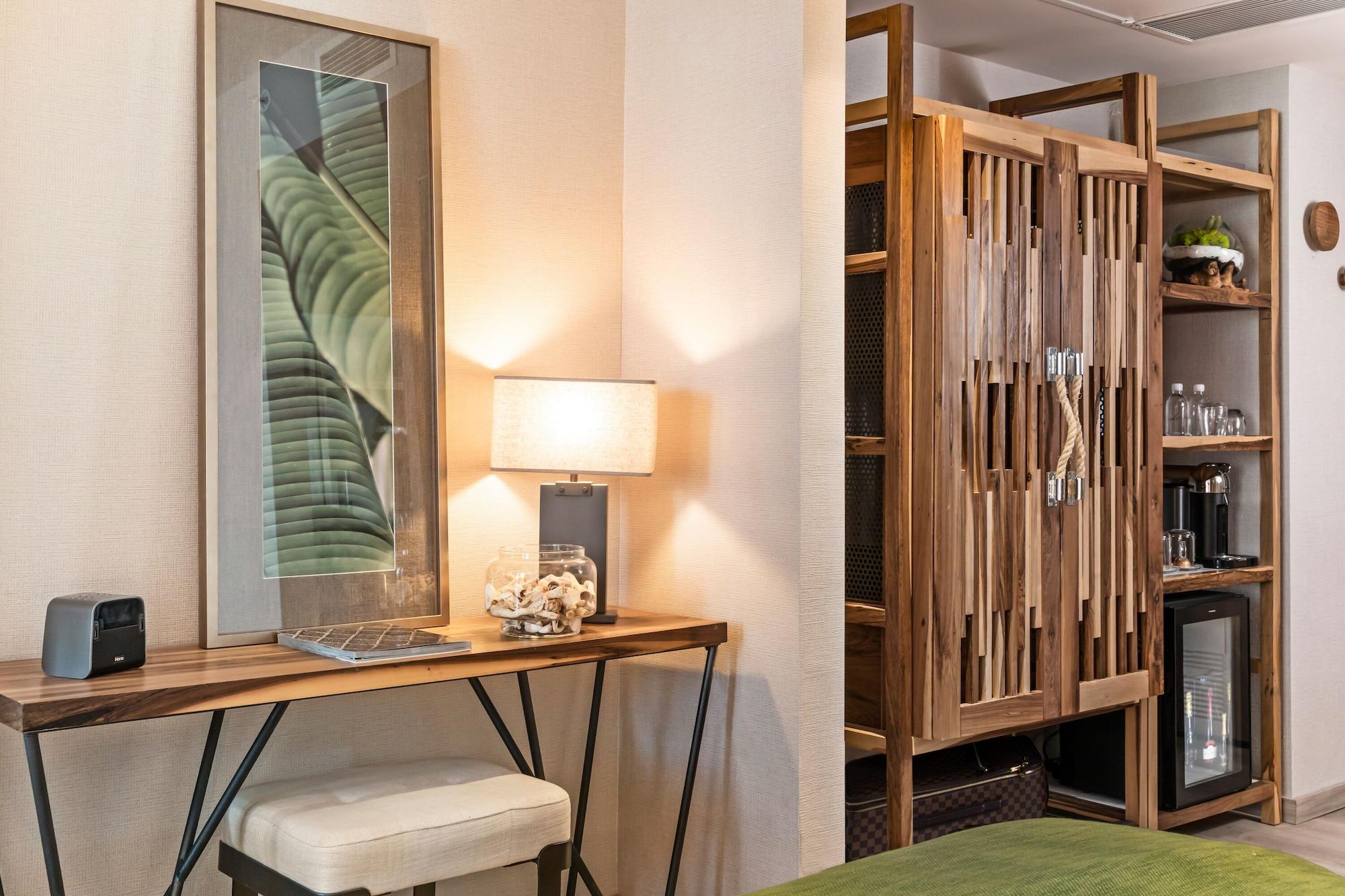 Lennox Miami Hotel
