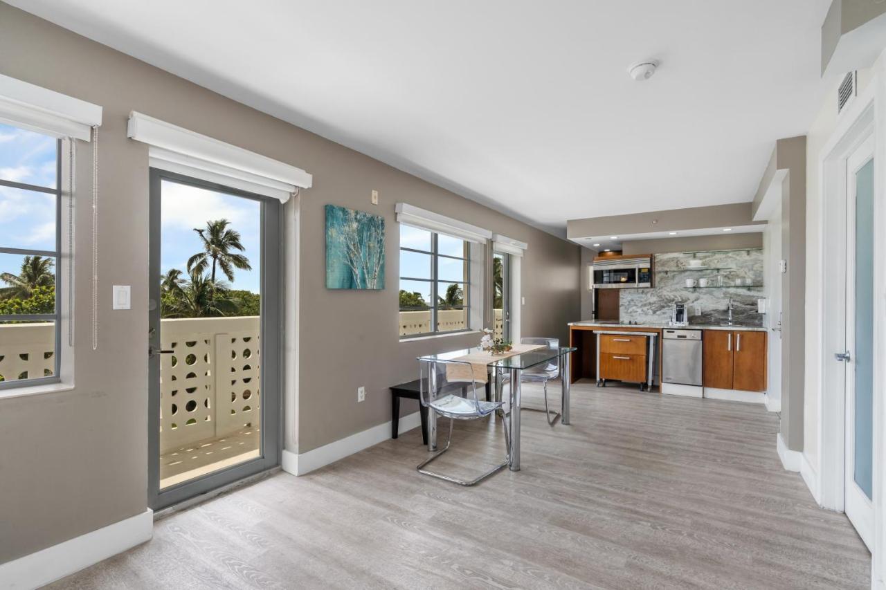 Apartment Ocean Drive With Rooftop Pool, South Beach, Miami *