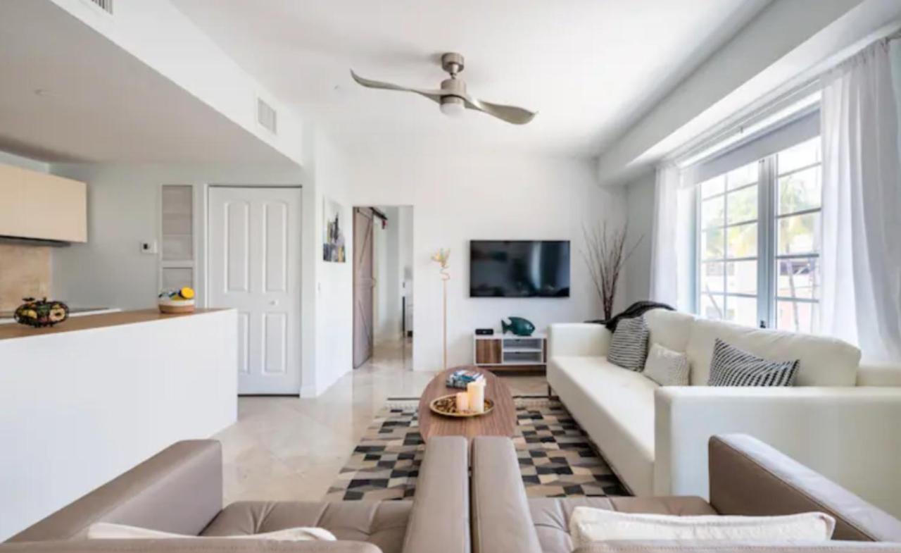 Appartamento Carlyle Ocean Dr South 2 Bedroom Luxury