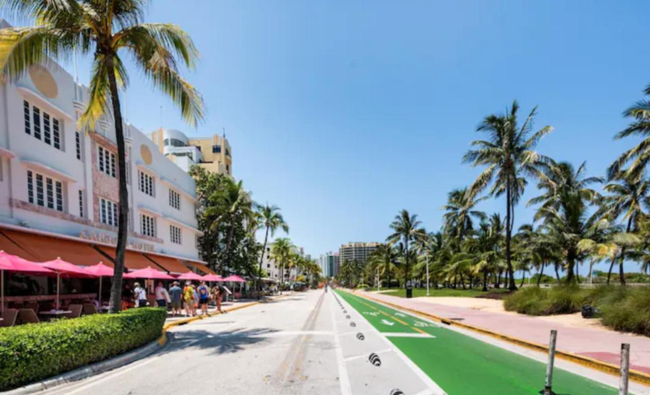 Carlyle Ocean Dr South 2 Bedroom Luxury Appartamento