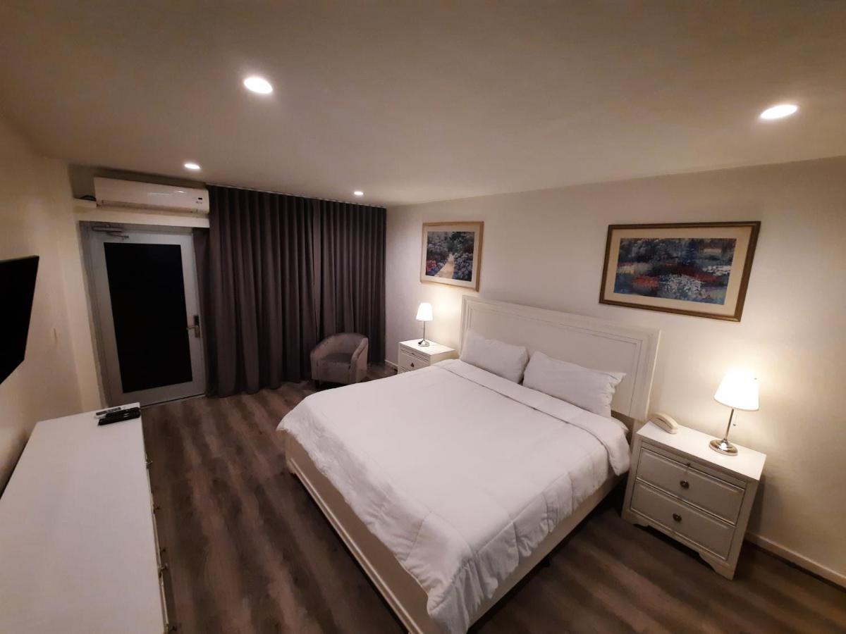 Stardust Miami Beach