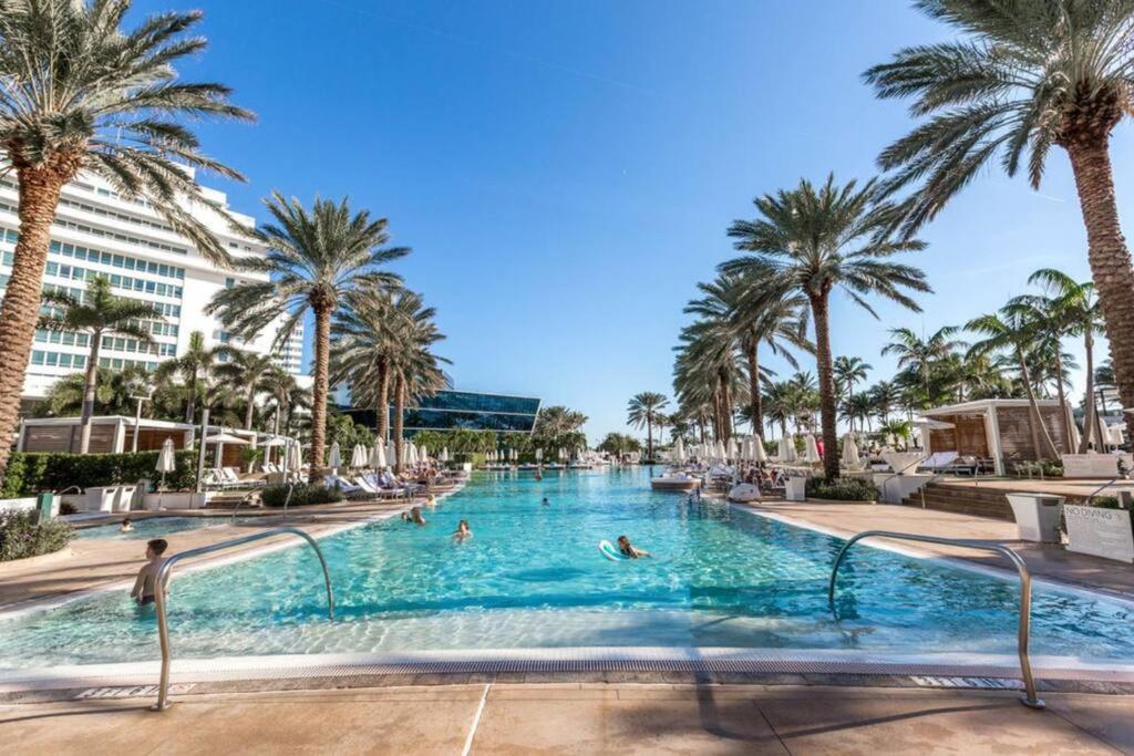 Apartamento Fontainebleau Ocean View Fits 6! 1 Bed/2 Ba Miami Beach