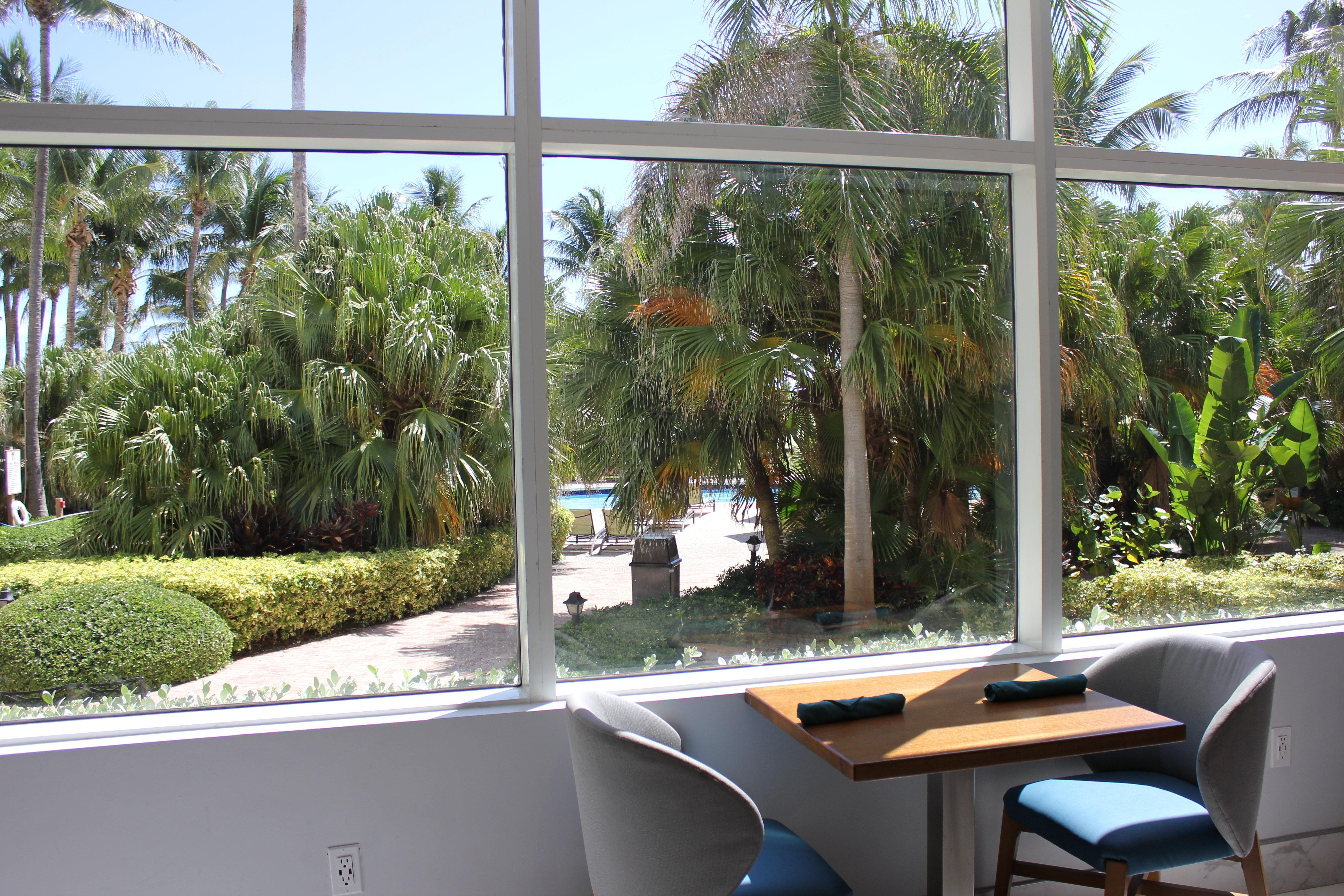 Miami Beach-oceanfront By Ihg Miami Beach