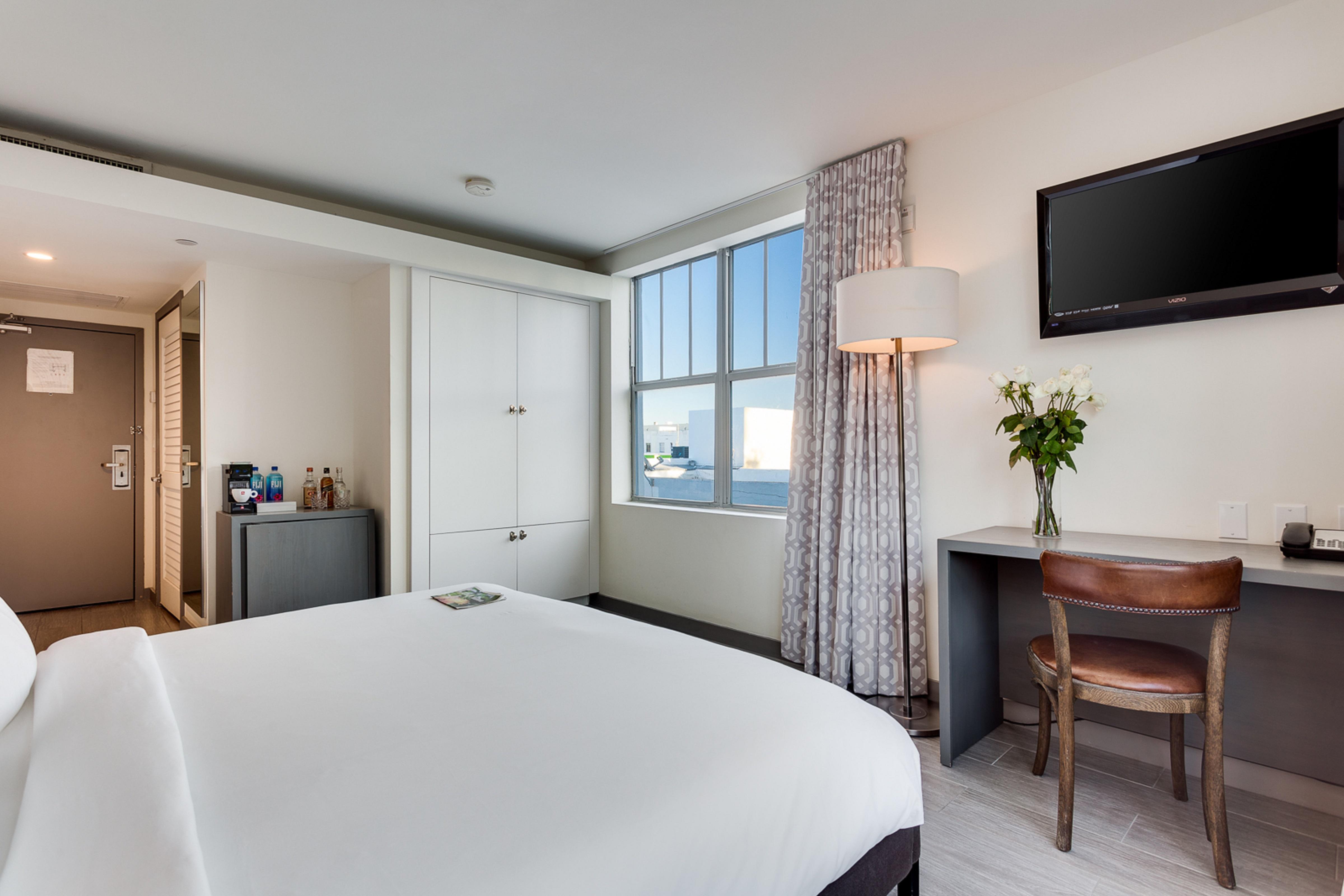 Hotel Clinton South