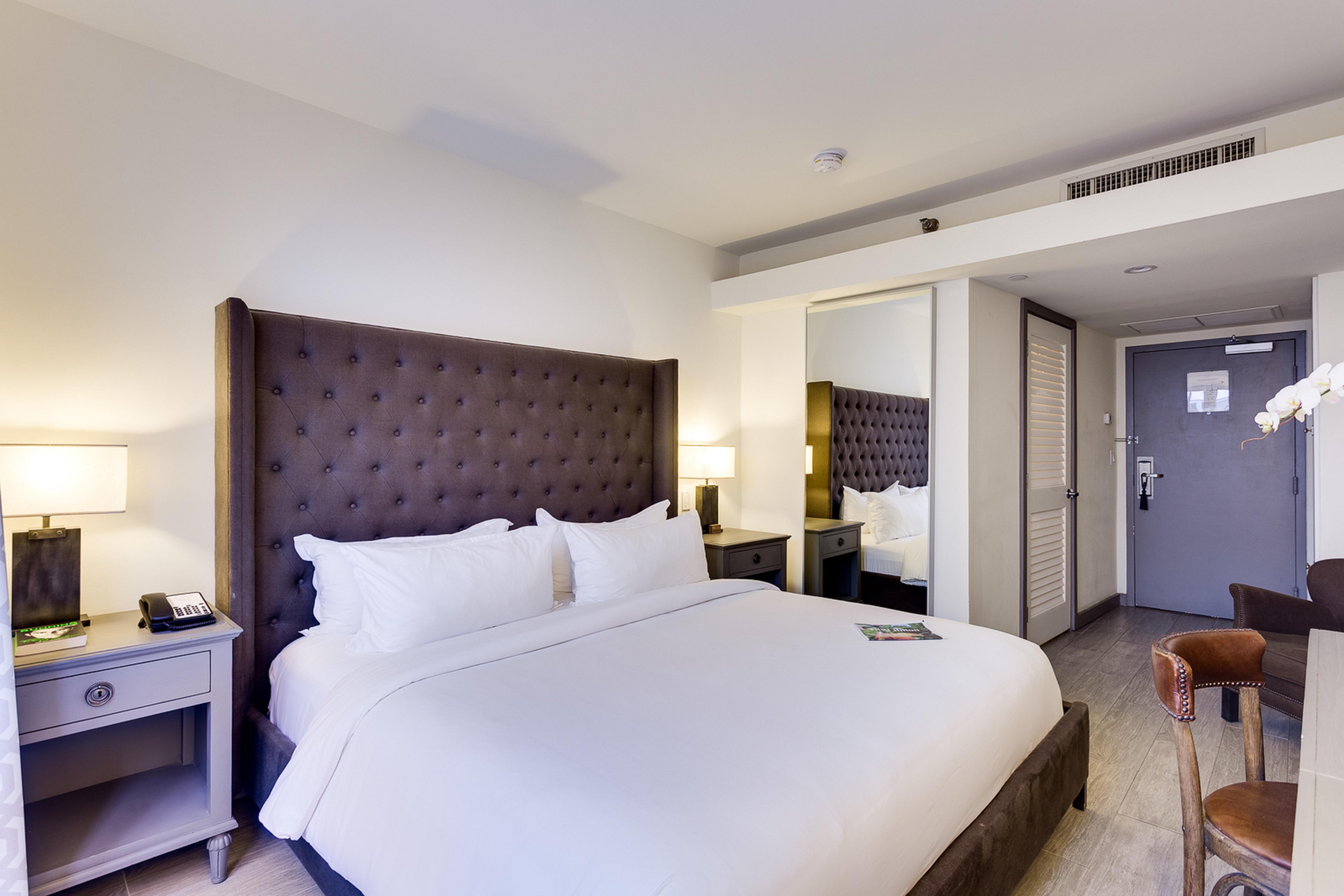Clinton South Hotel