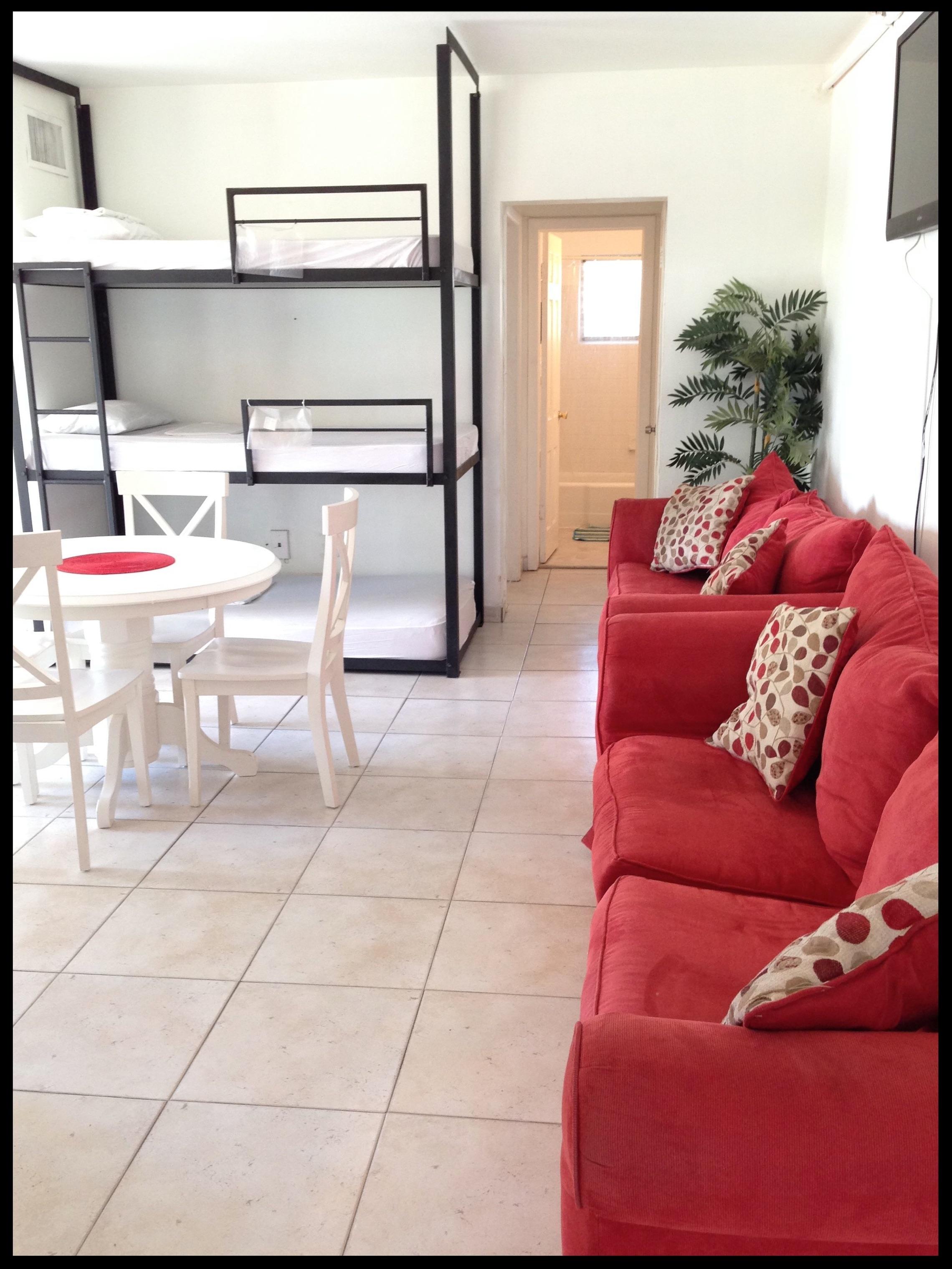 Hostel Bikini Hostel, Cafe & Beer Garden (adults Only)
