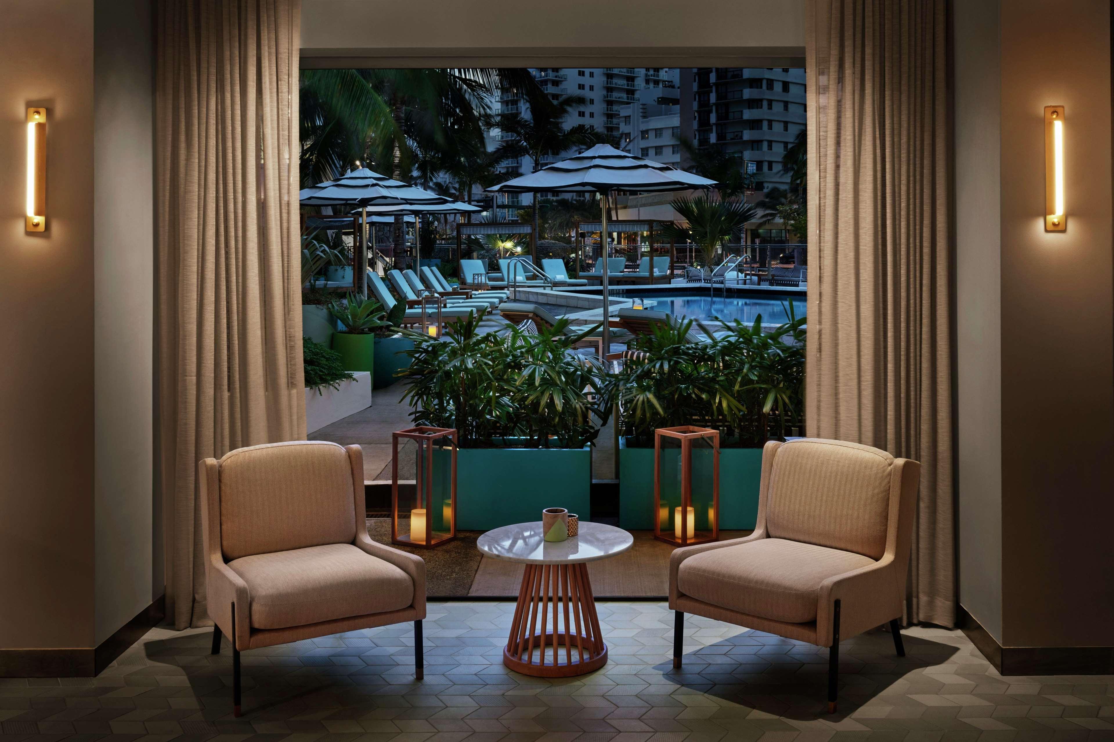 The Gates South 4*