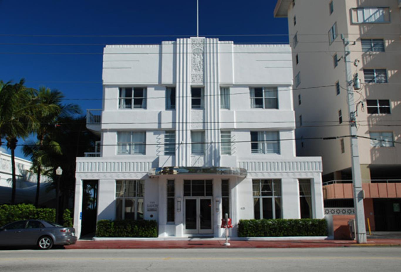 The Savoy & Club 4*