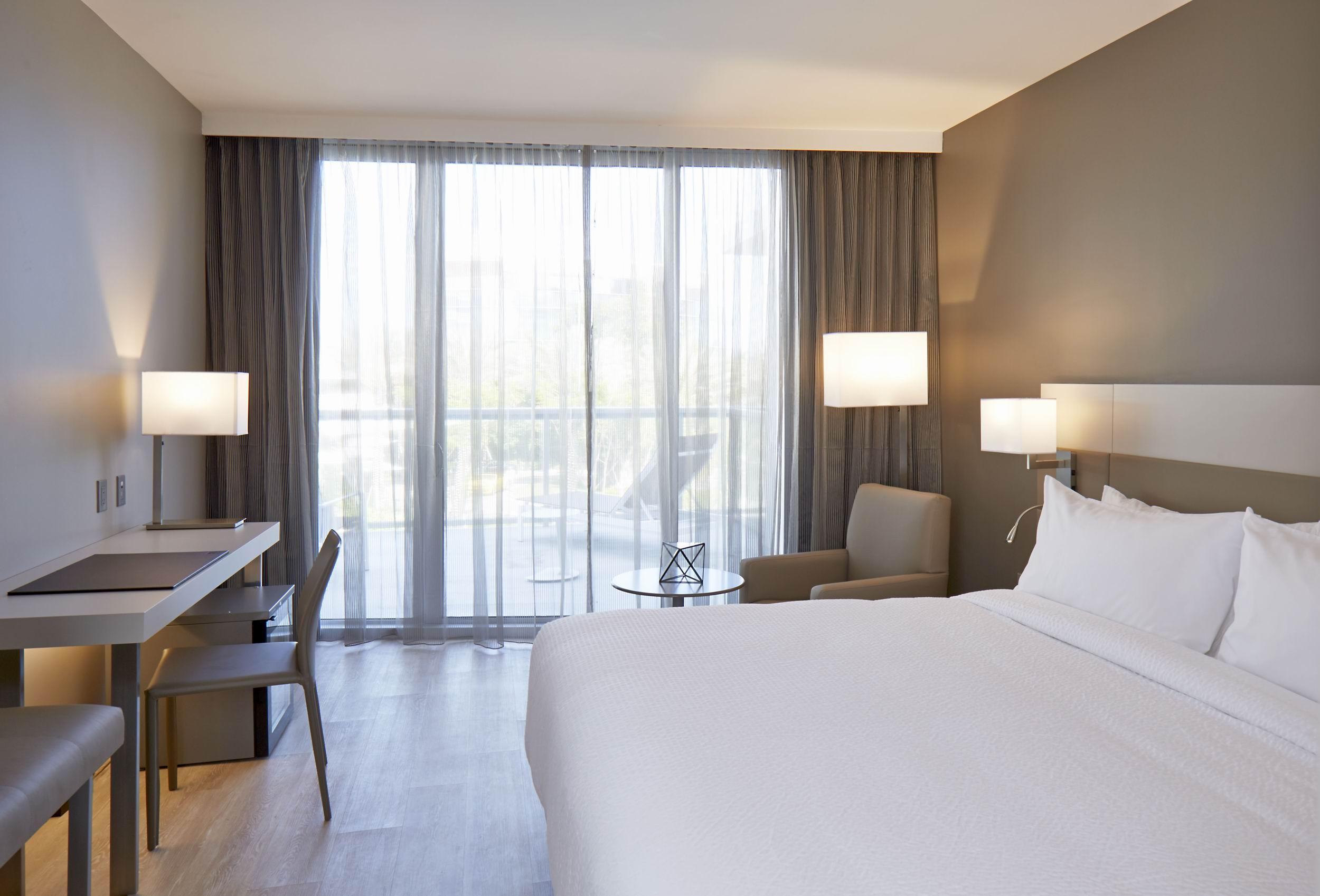 Ac By Marriott Miami Hotel 4*