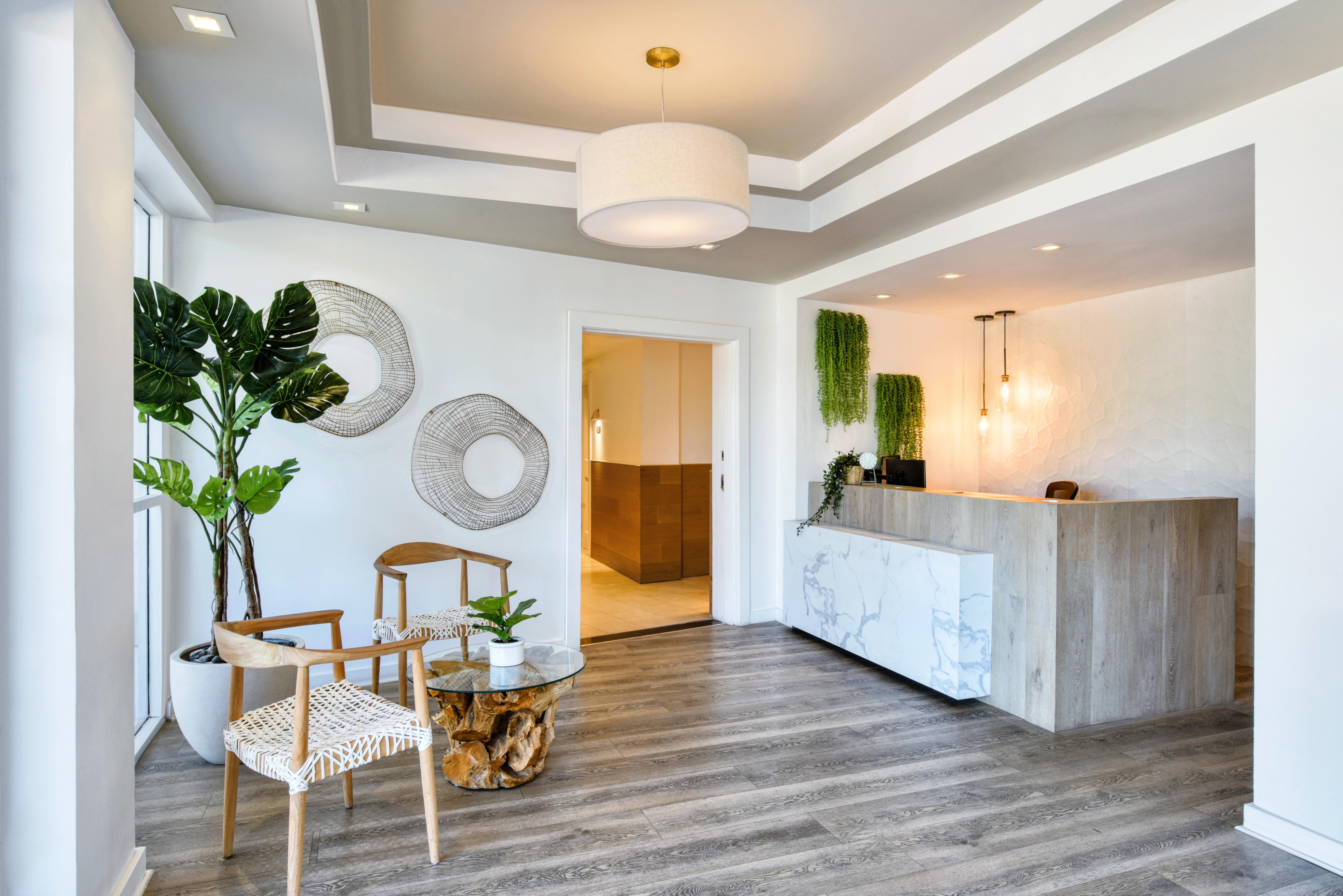 Hotel Bentley South Miami Beach