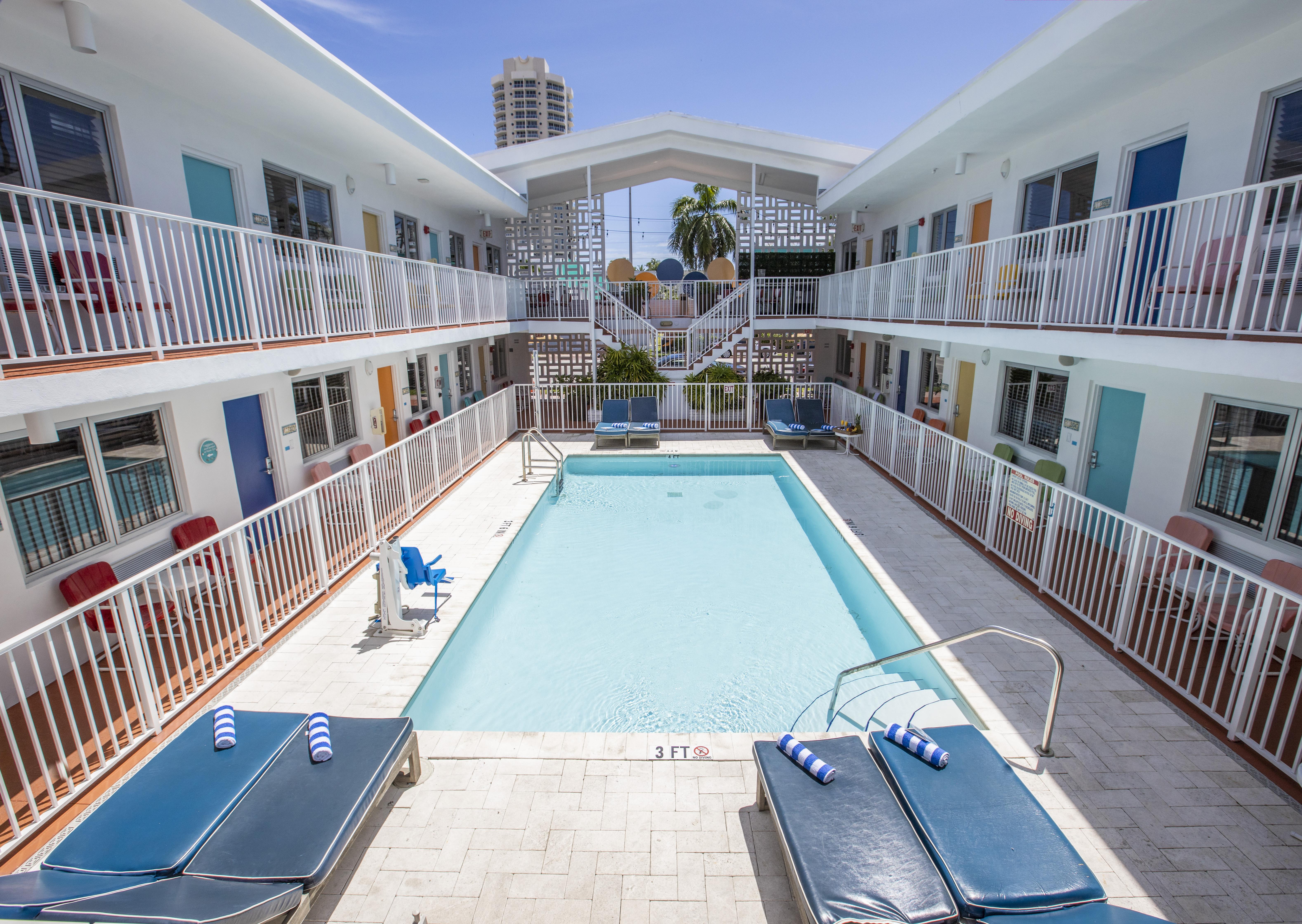 Hotel Waterside And 3*