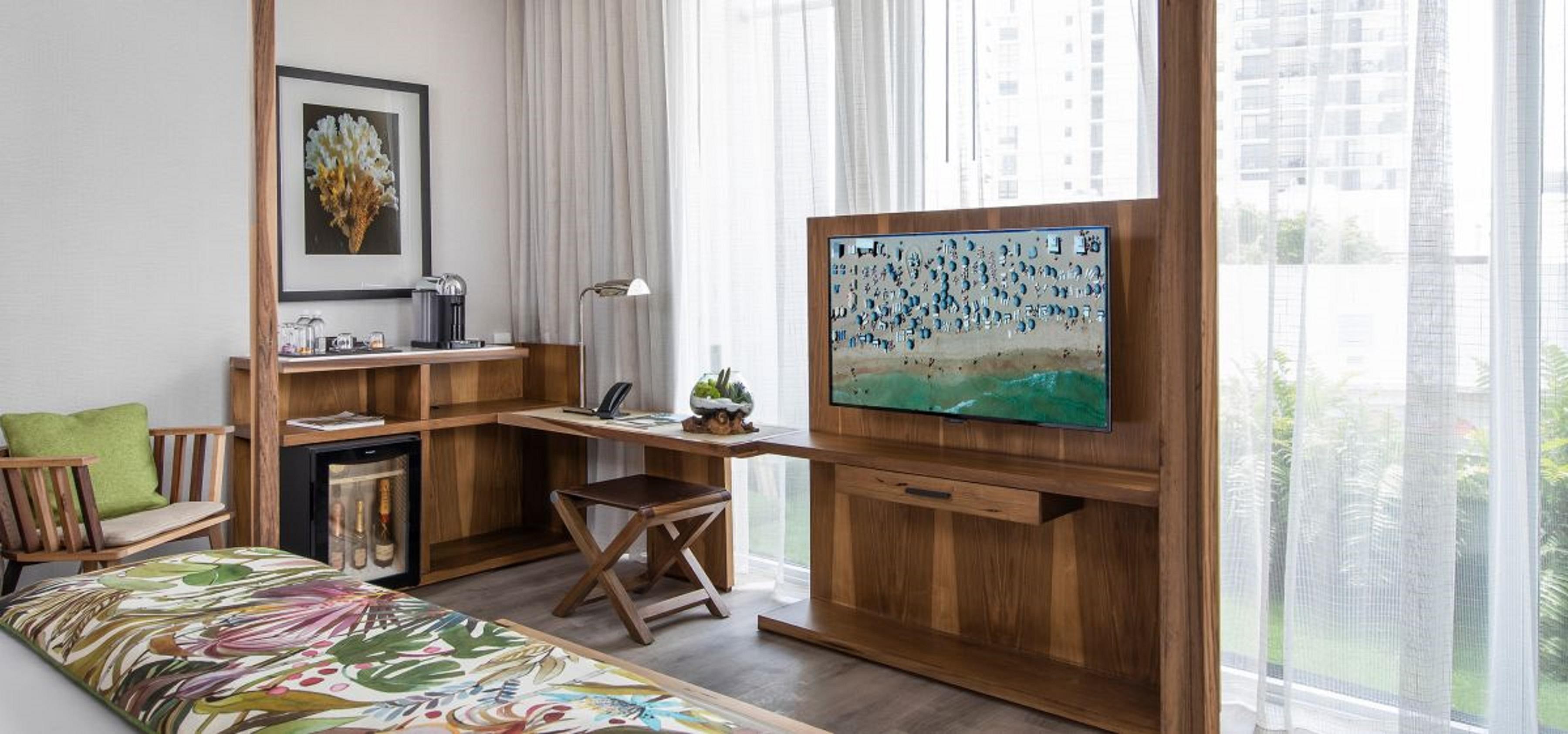 Lennox Miami Hotel 4*