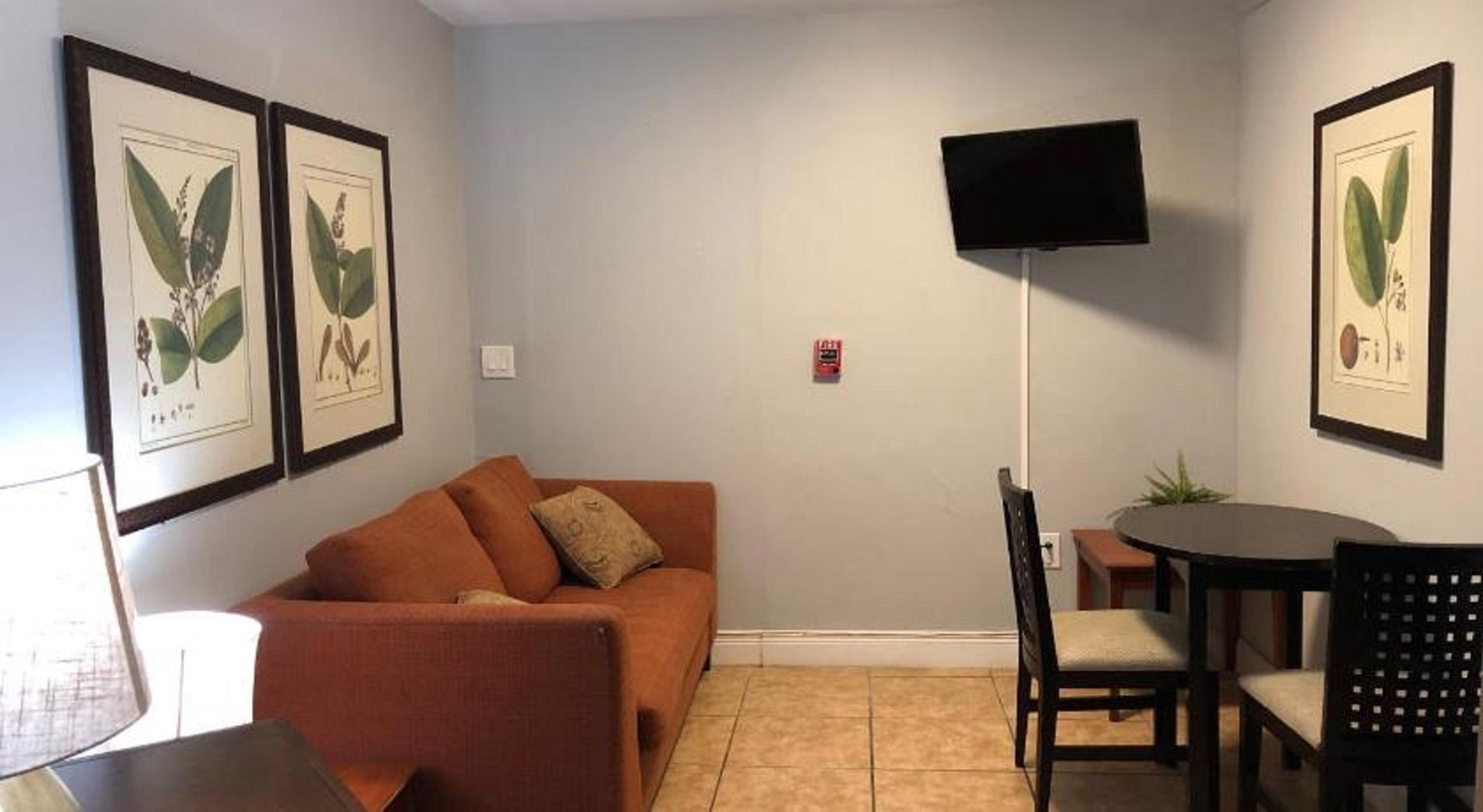 Harding Miami Aparthotel