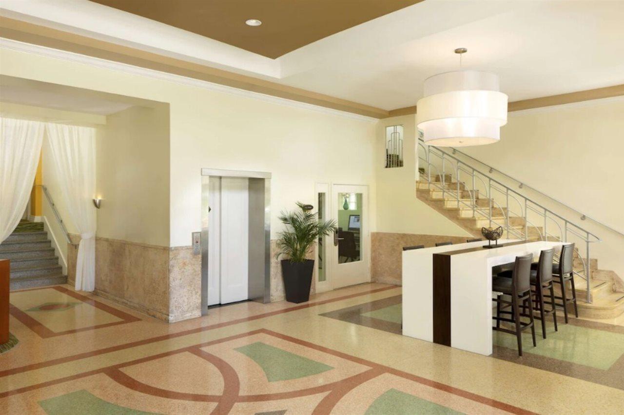 Hilton Grand Vacations At South Hotel Miami Beach