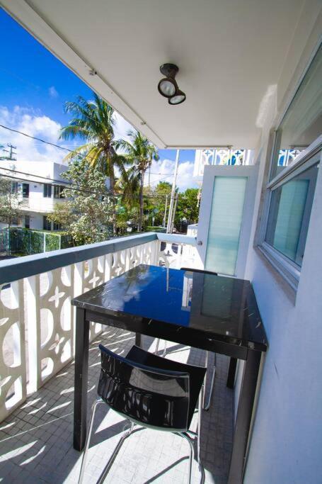 Queen 1bd+balcony 5 Min From Ocean Dr Free Parking